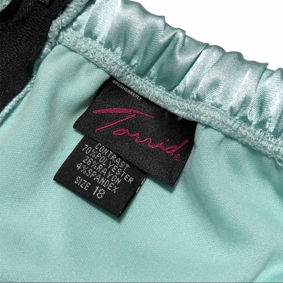 Torrid Retro Satin Dress - Picture 8 of 11